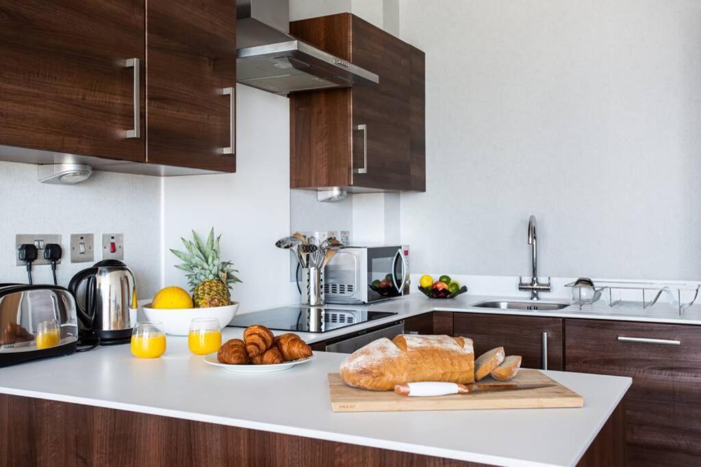 Titanic & City Views, Ultra Luxury City Parking Belfast Eksteriør bilde